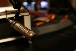9 Best Radio Stations in Riyadh